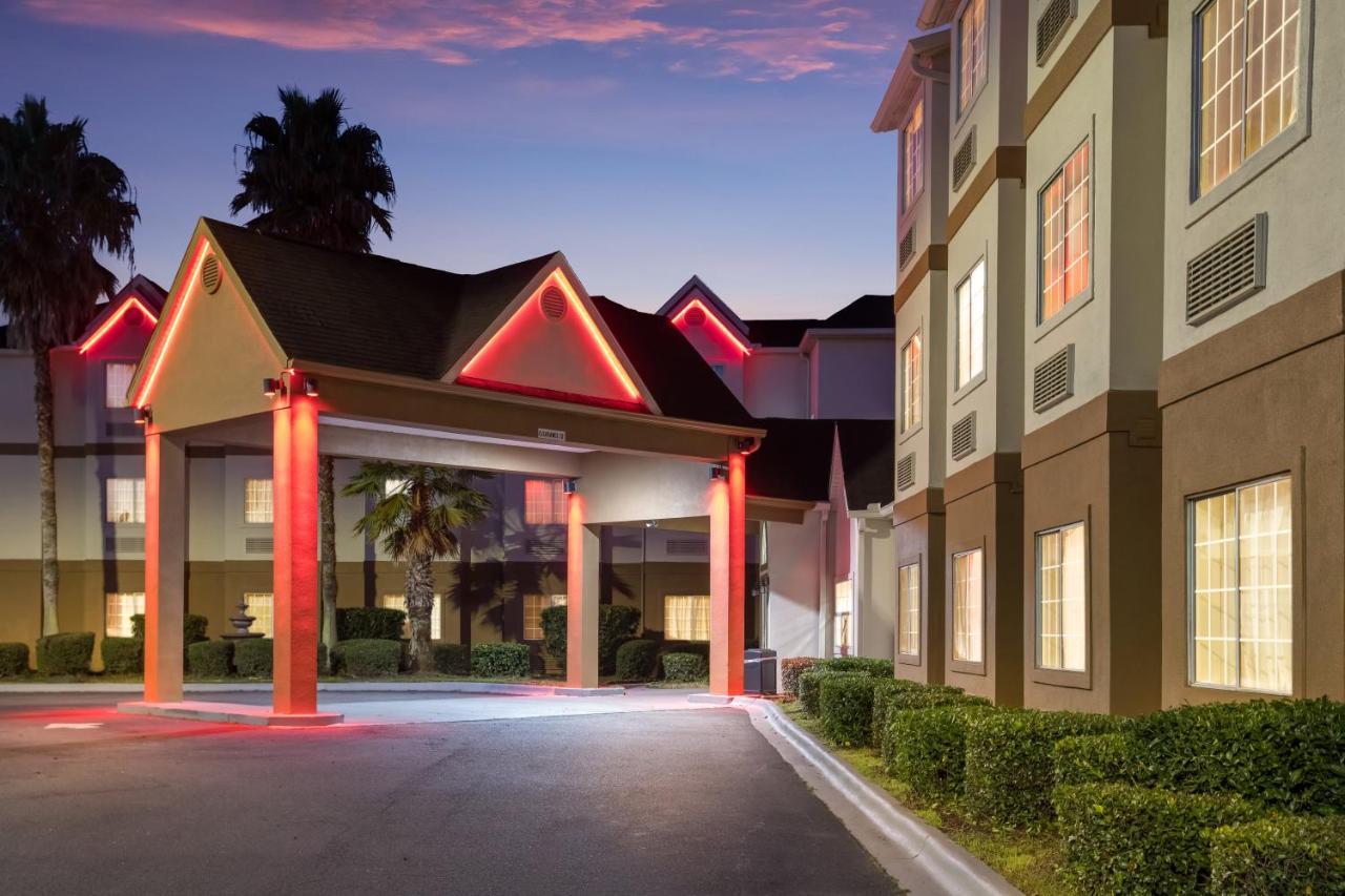 Red Roof Inn Plus+ & Suites Savannah - I-95 Екстериор снимка