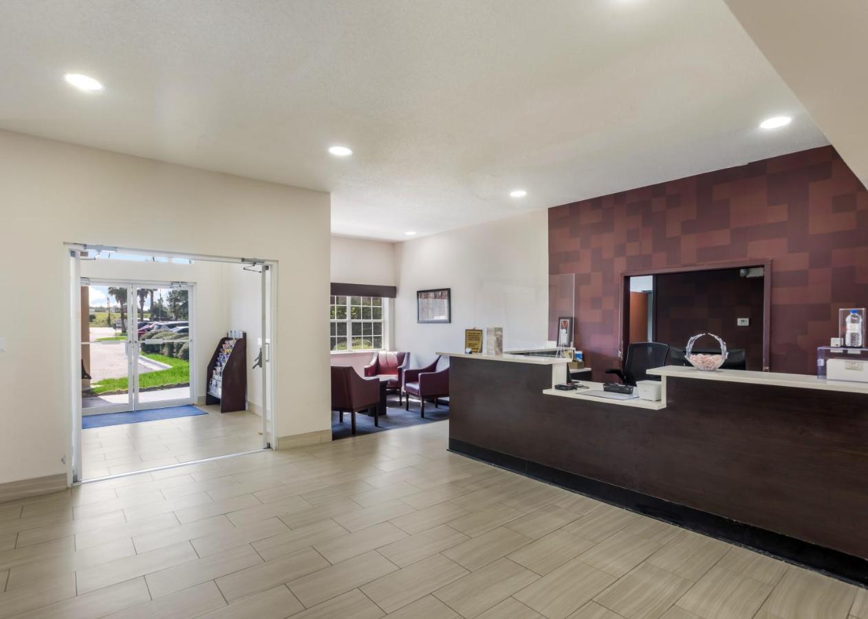 Red Roof Inn Plus+ & Suites Savannah - I-95 Georgetown Екстериор снимка