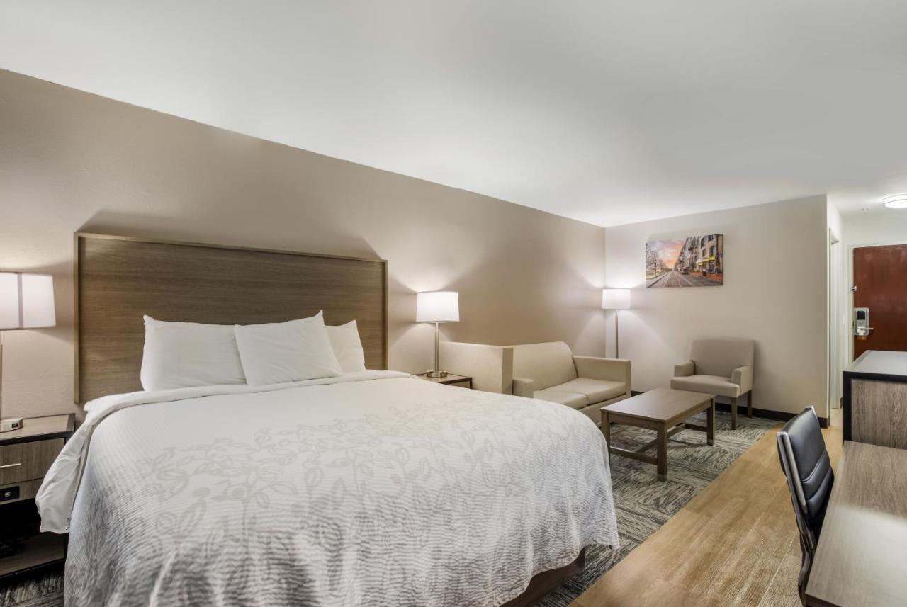 Red Roof Inn Plus+ & Suites Savannah - I-95 Georgetown Екстериор снимка