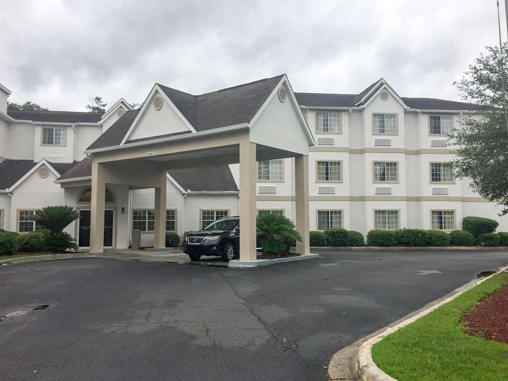 Red Roof Inn Plus+ & Suites Savannah - I-95 Georgetown Екстериор снимка
